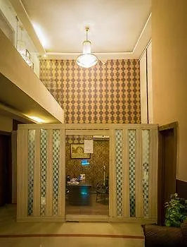 Oyo 357 Amazing Suites Gurgaon