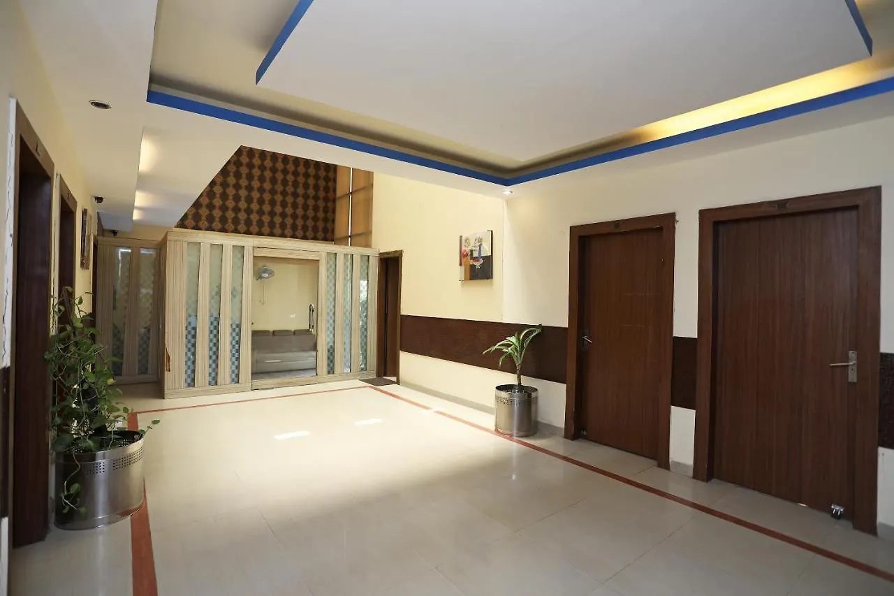 Oyo 357 Amazing Suites Gurgaon